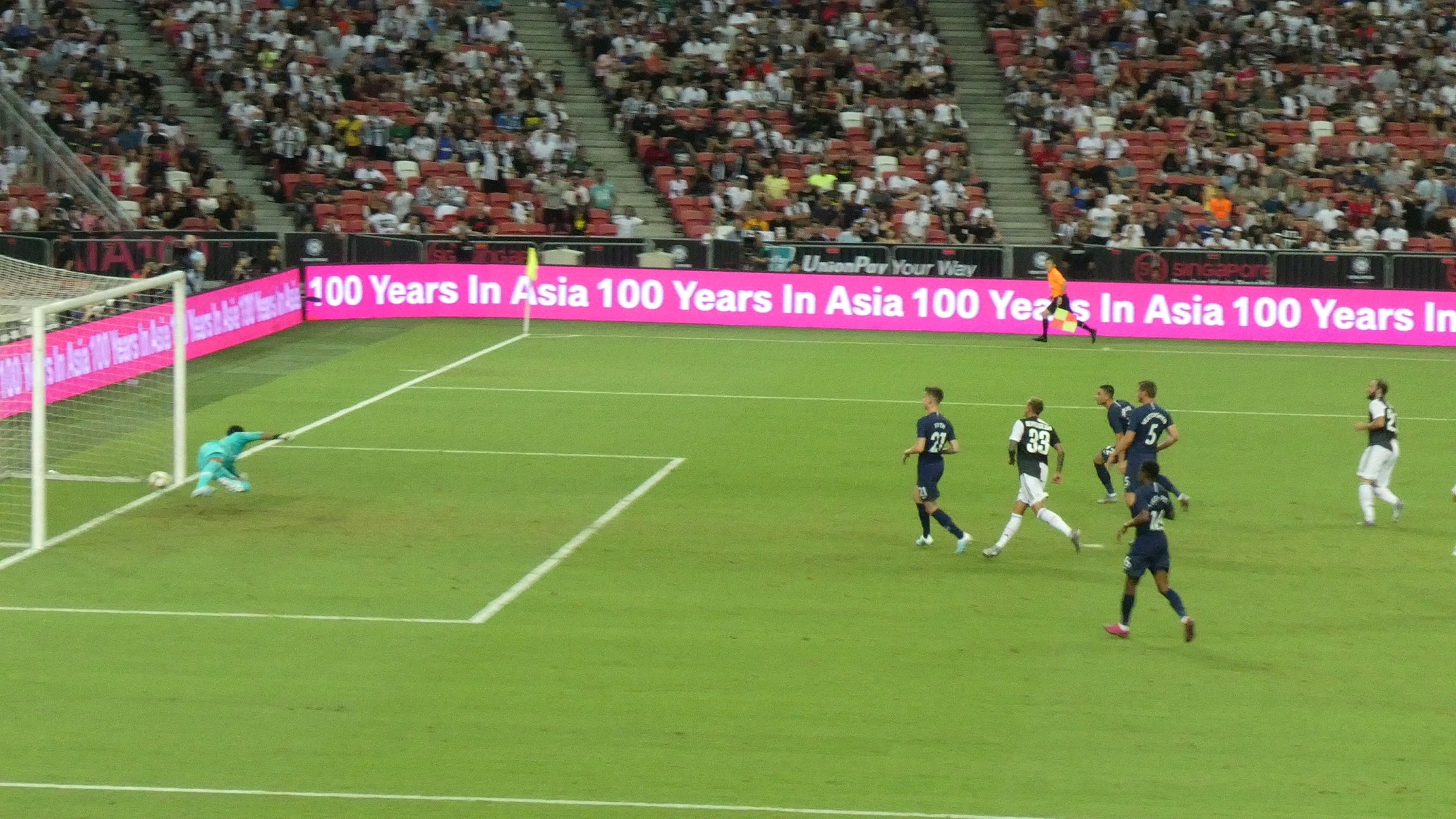 P1020127 Higuain Goal 56' (12).JPG